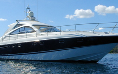 Шлифовка палубы. Подготовка яхты Fairline targa 52 к навигации