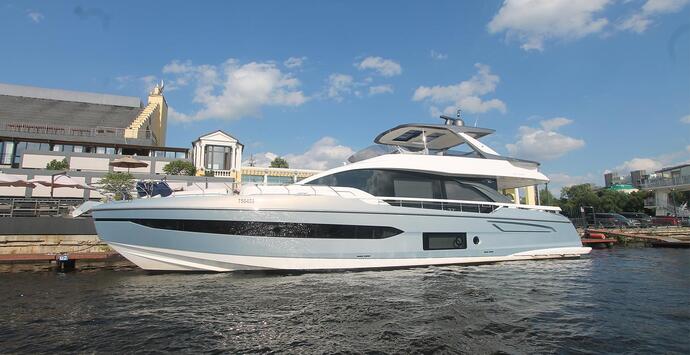 Azimut Flybridge 78