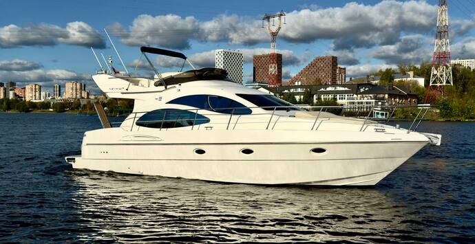 Azimut 42
