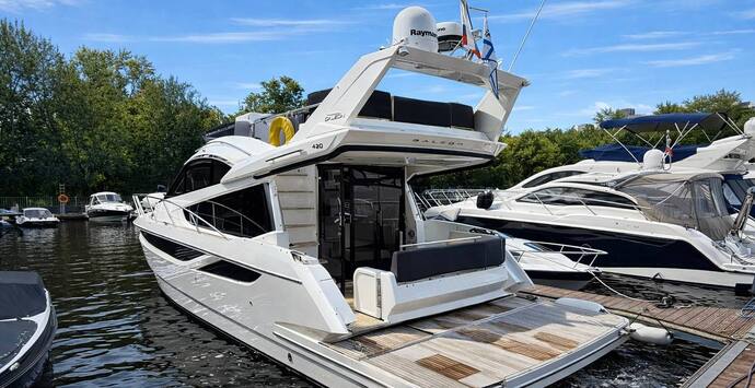 Galeon 420 Fly