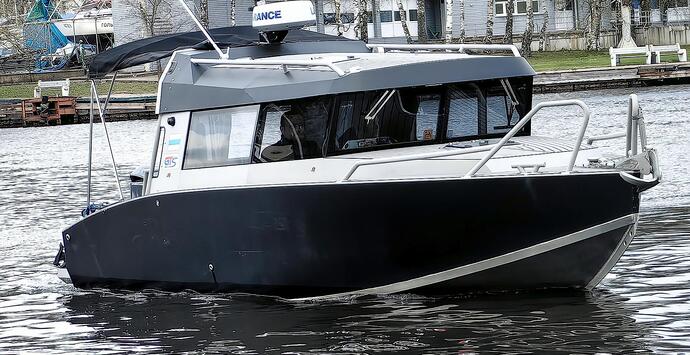VOLZHANKA 67 Cabin