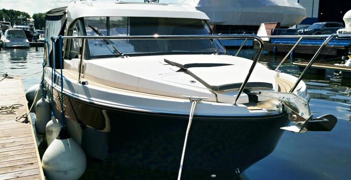 Beneteau Antares 8