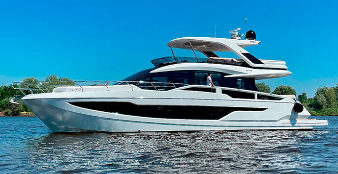 Galeon 640 FLY