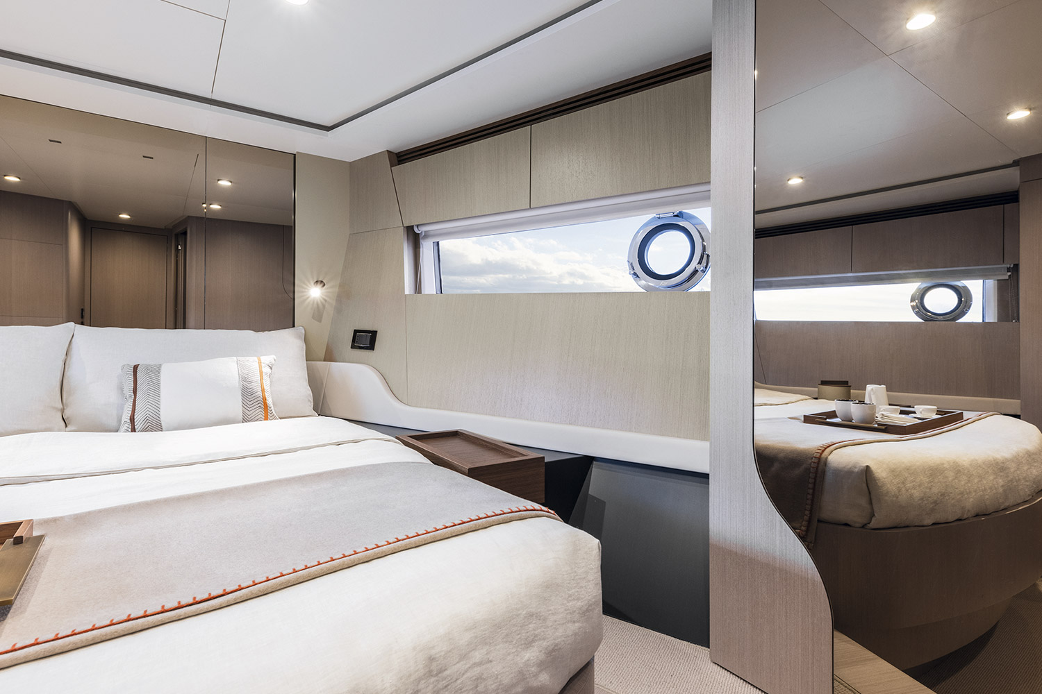 Носовая VIP каюта