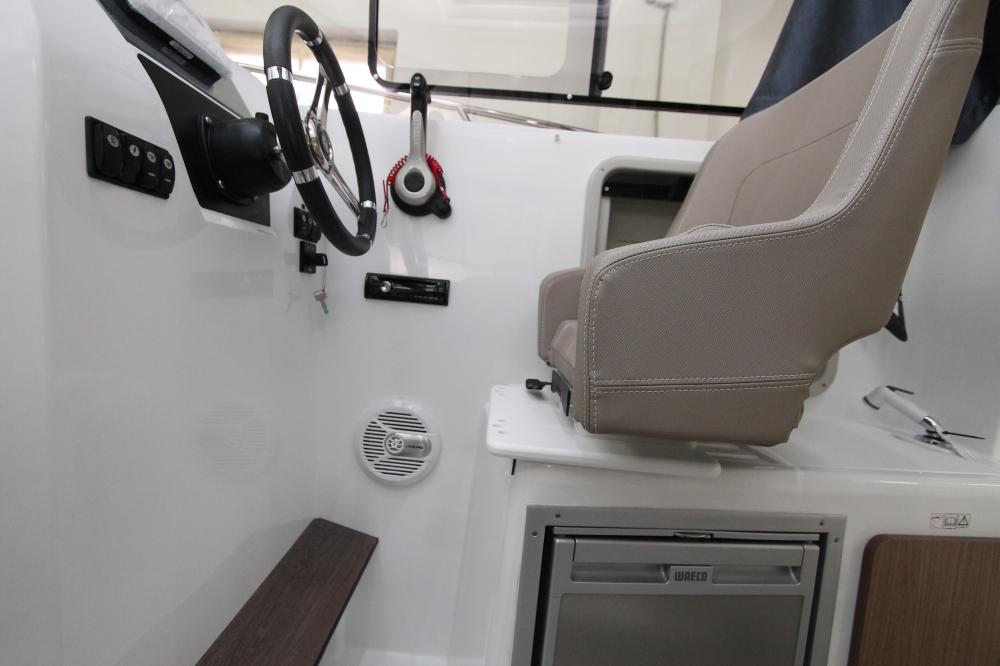 Монтаж оборудования и ПЛМ YAMAHA 150 на Beneteau Antares 7.80