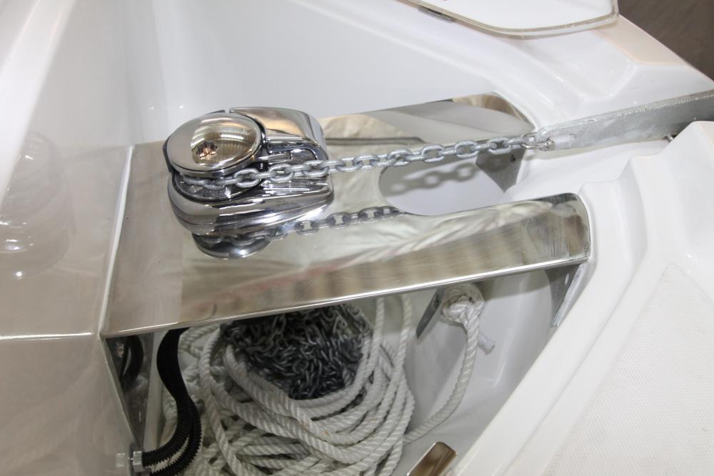 Монтаж оборудования и ПЛМ YAMAHA 150 на Beneteau Antares 7.80