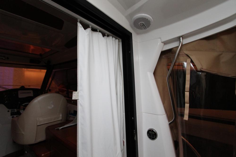 Монтаж оборудования и двух двигателей MERCURY 150 на Beneteau 8.80