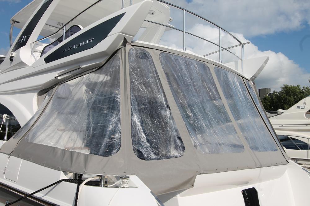 Монтаж дополнительного оборудования на яхту Azimut. Пошив тентов