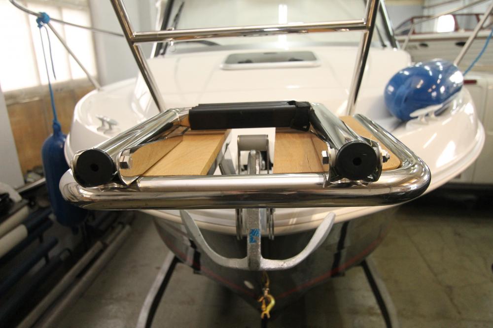 Монтаж оборудования и подвесного двигателя на катер Beneteau Antares 6.80