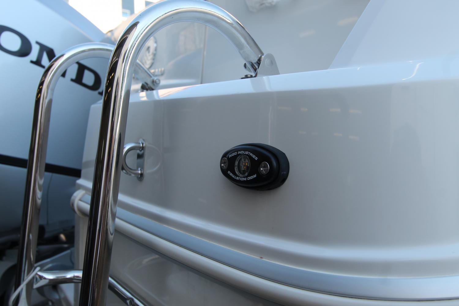 Монтаж оборудования и ПЛМ HONDA 115 на катер Beneteau Antares 6.80