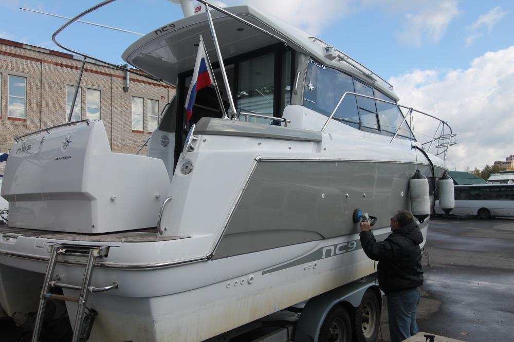 Полировка бортов и общий ремонт катера