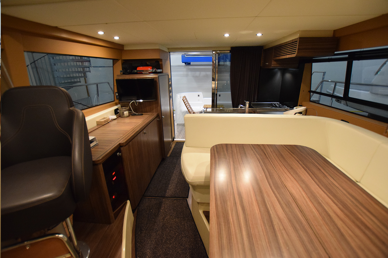 Салон 