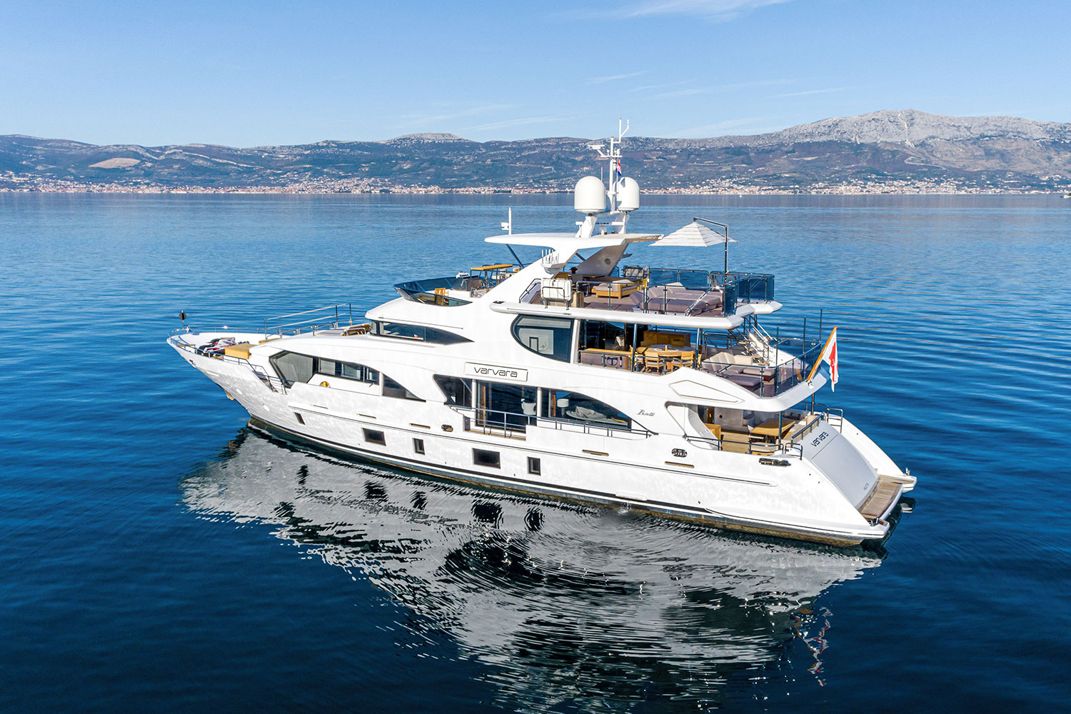 Экстерьер Benetti 108 Tradition Supreme <br/>M/Y "Varvara" 2017
