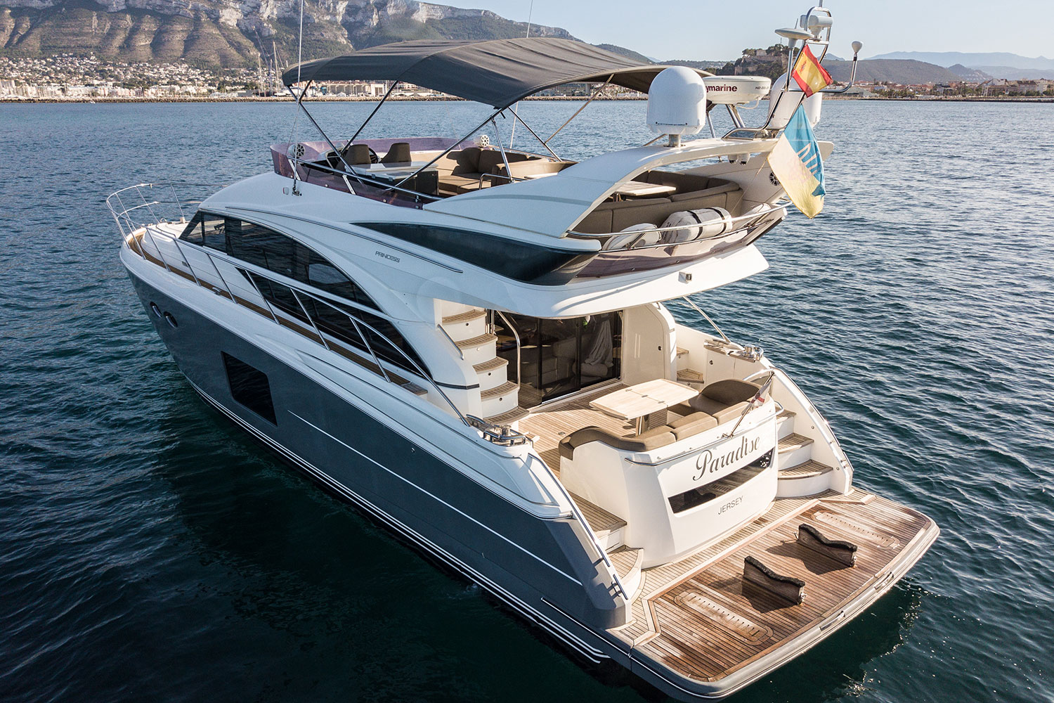 Экстерьер Princess 56<br/>M/Y Paradise 2015