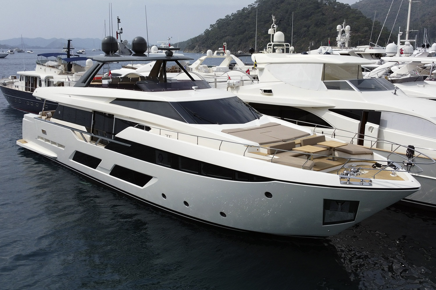 Экстерьер Ferretti 920