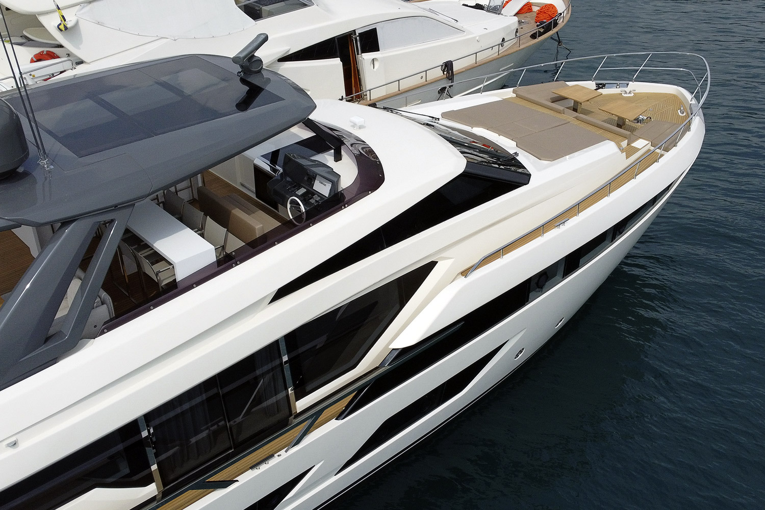 Экстерьер Ferretti 920