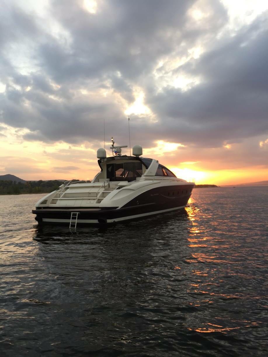 Экстерьер Riva Ego 68